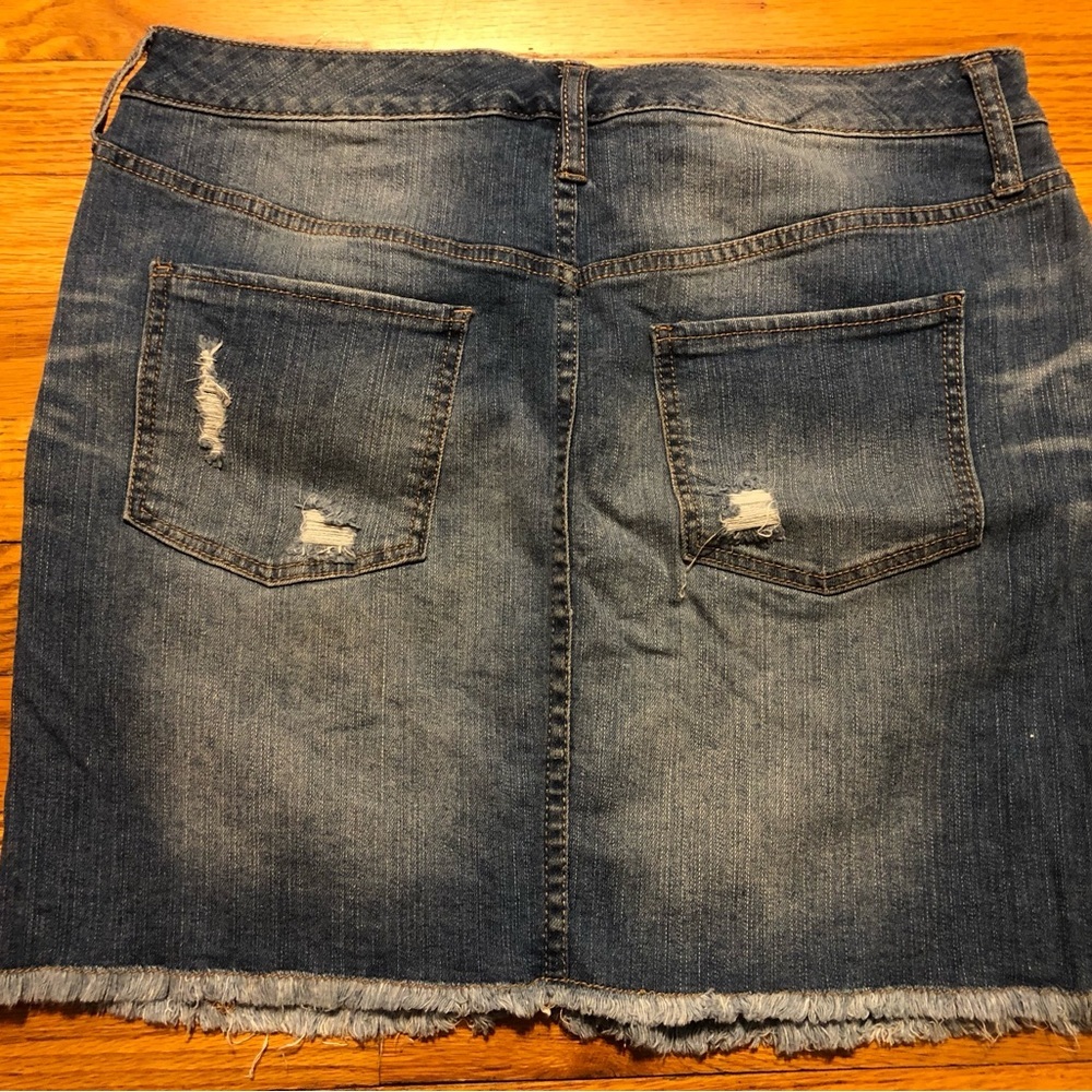 Mossimo Supply Company Skirt - Picture 2 of 3